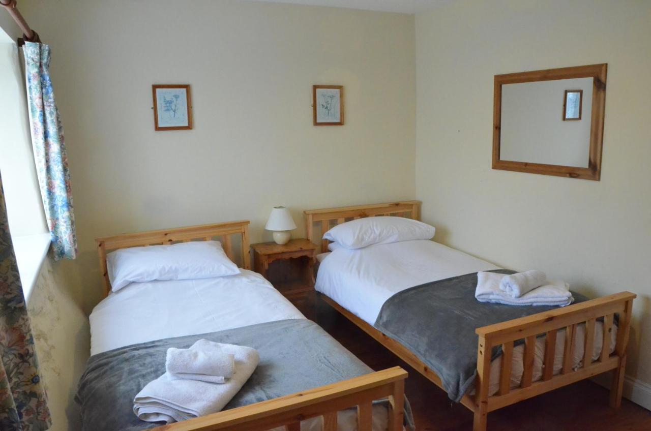 The Royal Oak Inn Dunsford Ngoại thất bức ảnh